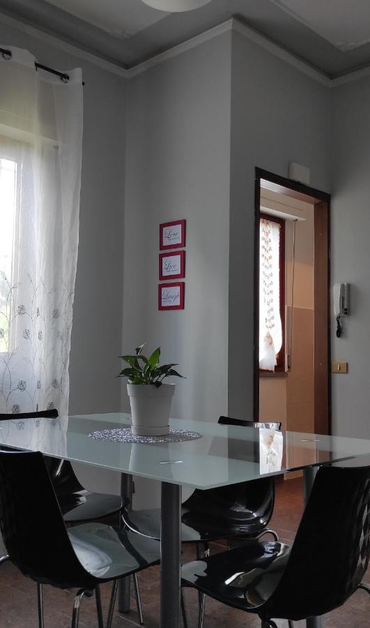 The Smile'S Home Lucca Exterior photo
